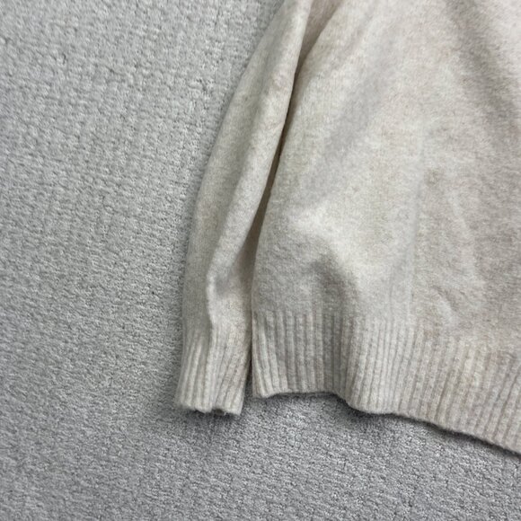 H&M Beige / Off White Off The Shoulder Wool Blend Knit Chumky Sweater Size M - Picture 13 of 16